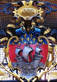 Paris, Fluctuat Nec Mergitur, unsinkable city symbol